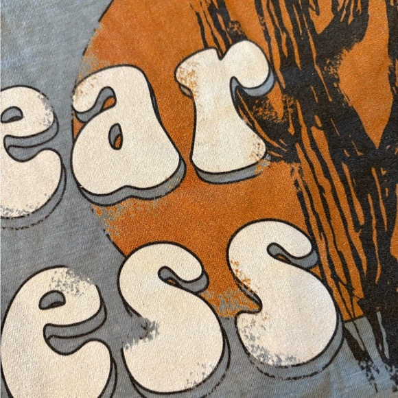 đź‘‘CROWNED Free - fear less Tee - Picture 2 of 7